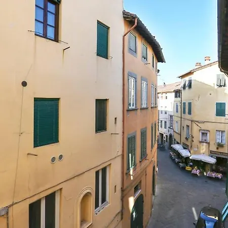 Miky'S Apartment Lucca Exterior photo
